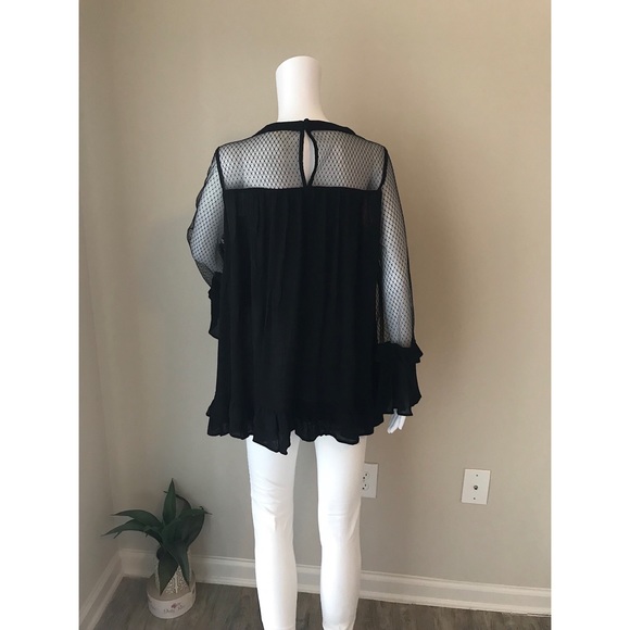 Lace & Ruffles Top - Picture 3 of 4